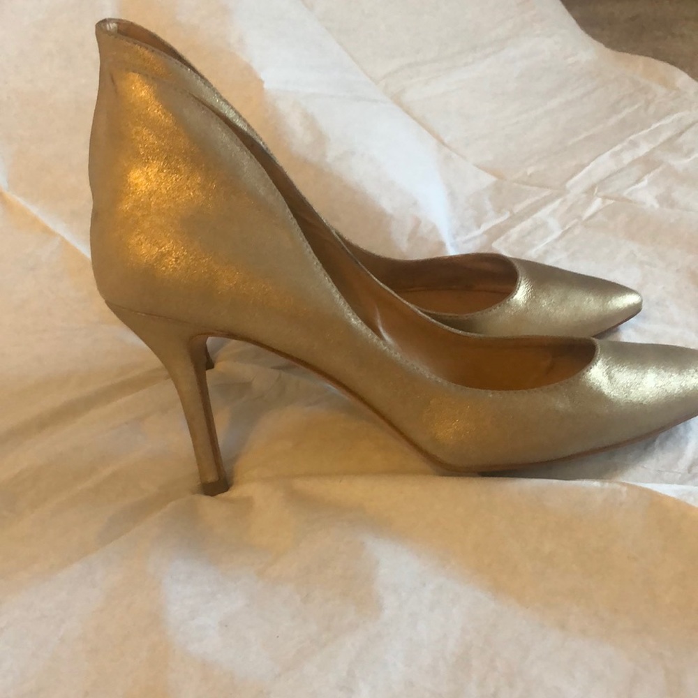 Enzo women’s pumps